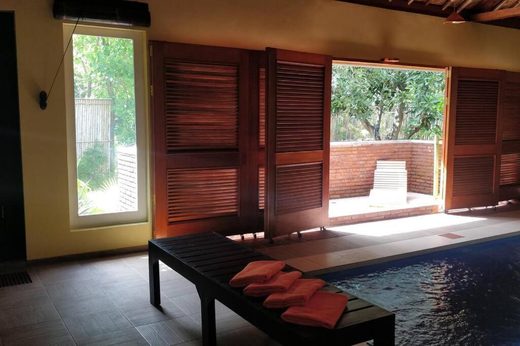 Villa King: Unique Villa With Indoor Swimming Pool อาเม็ด ภายนอก รูปภาพ