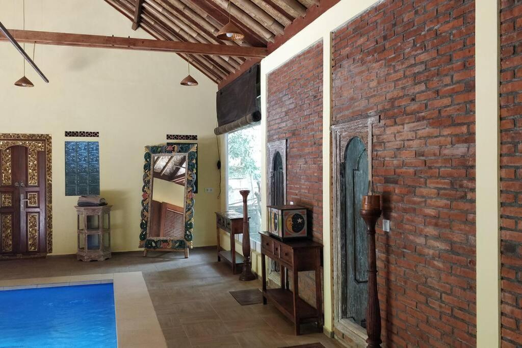 Villa King: Unique Villa With Indoor Swimming Pool อาเม็ด ภายนอก รูปภาพ