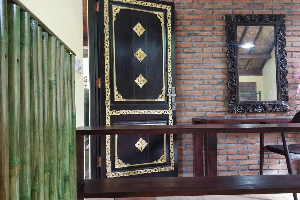 Villa King: Unique Villa With Indoor Swimming Pool อาเม็ด ภายนอก รูปภาพ