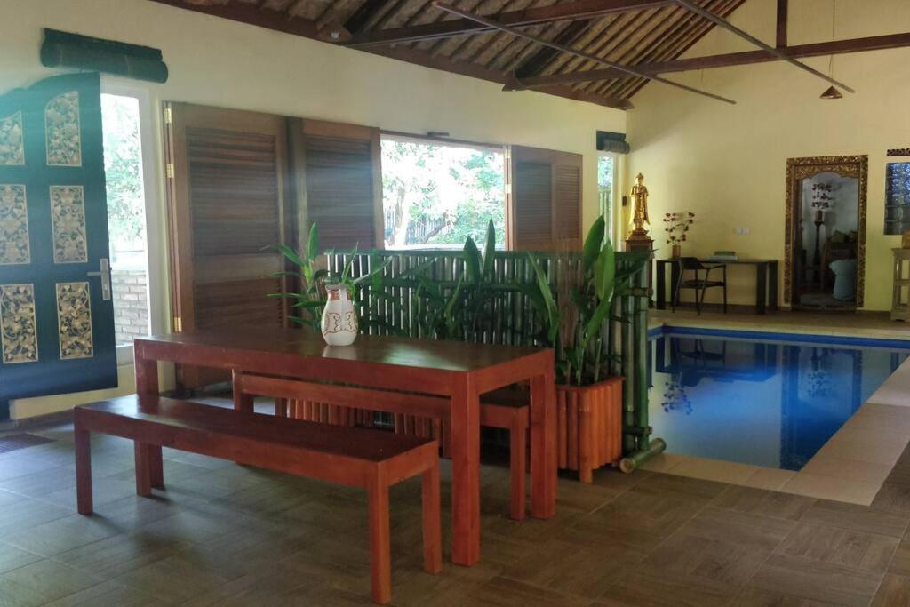 Villa King: Unique Villa With Indoor Swimming Pool อาเม็ด ภายนอก รูปภาพ
