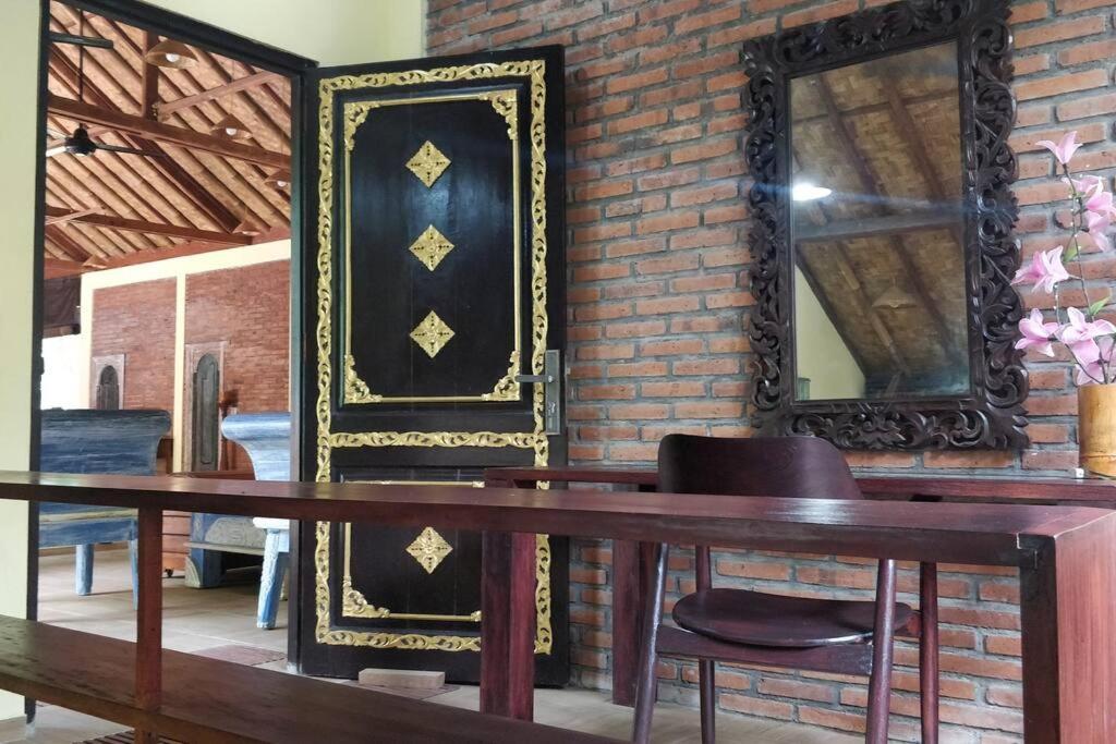 Villa King: Unique Villa With Indoor Swimming Pool อาเม็ด ภายนอก รูปภาพ