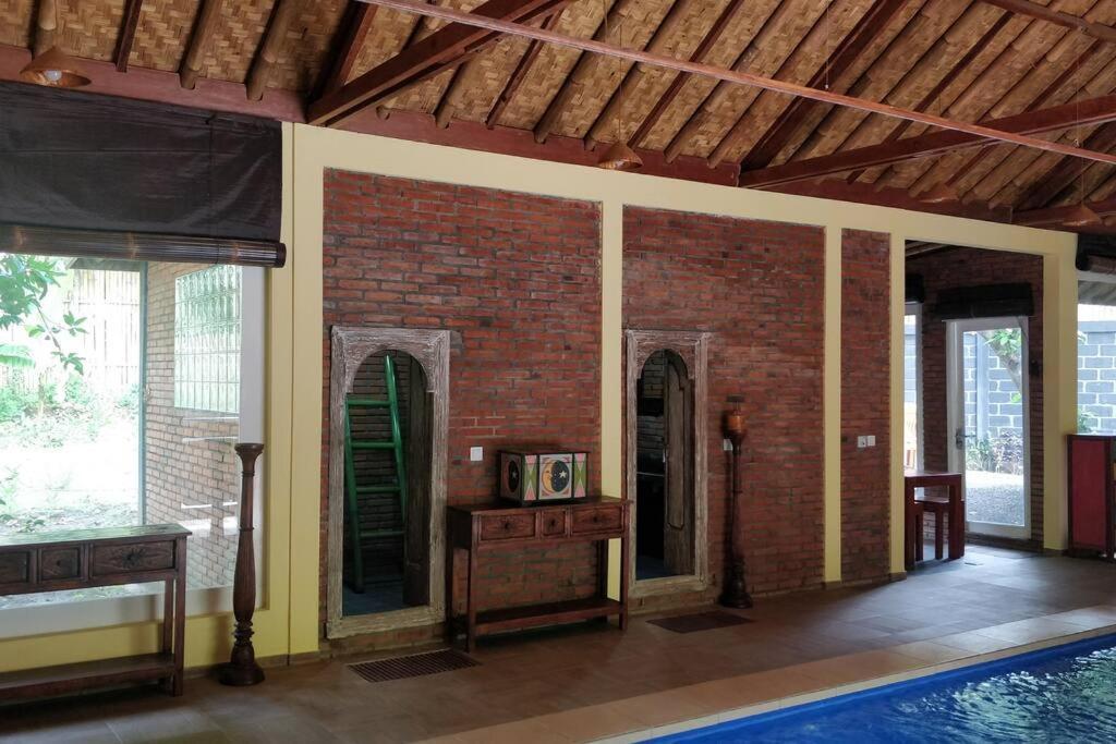 Villa King: Unique Villa With Indoor Swimming Pool อาเม็ด ภายนอก รูปภาพ
